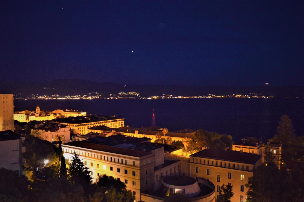 Grand T2 Standing Ajaccio Proche Centre Et Plages Vue Panoramique Parking Prive מראה חיצוני תמונה