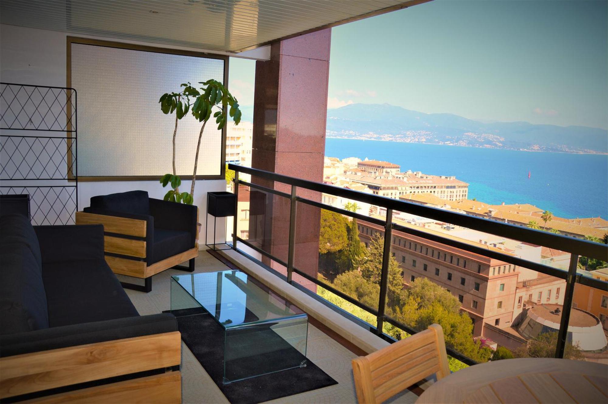 Grand T2 Standing Ajaccio Proche Centre Et Plages Vue Panoramique Parking Prive מראה חיצוני תמונה
